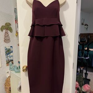 Elegant Burgundy Sleeveless Dress